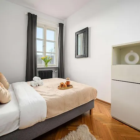 アパート Renovated Family House Near Brittany Shore ワルシャワ
